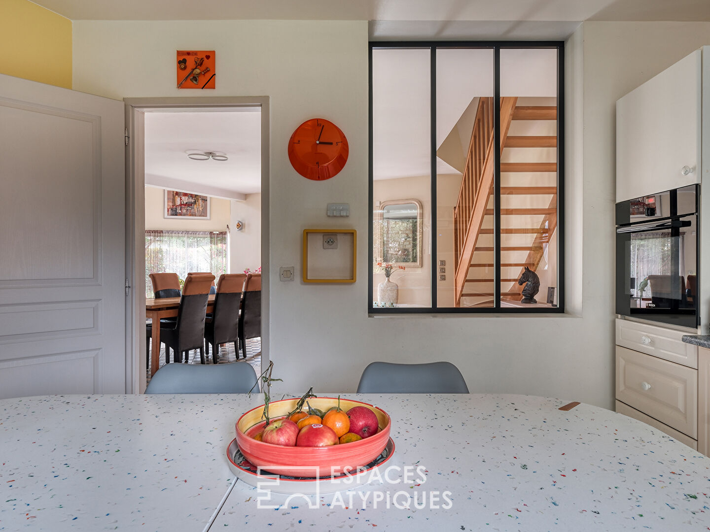 La maison d’architecte  dans un environnement calme et naturel