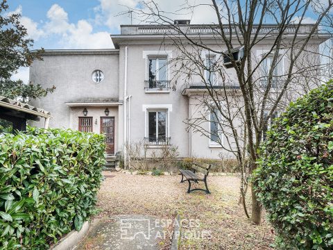 Maison familiale des années 30 proche du centre-ville de Palaiseau