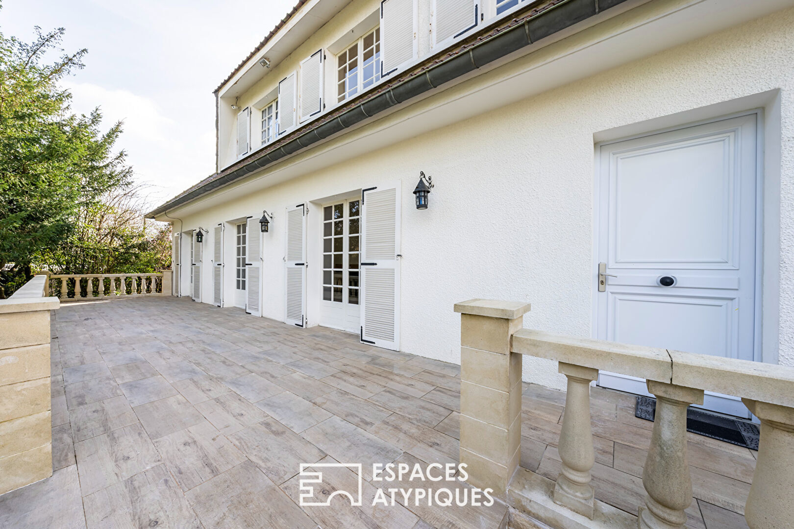 La maison avec grand jardin sans vis à vis et sous sol total