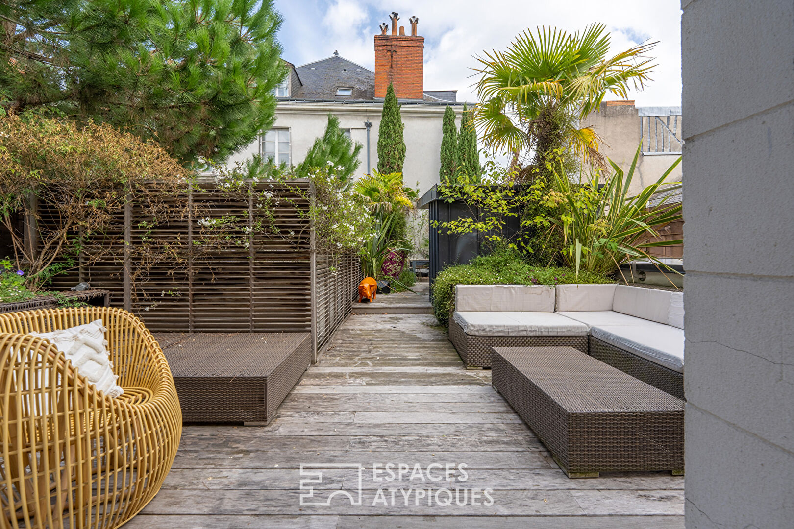 Triplex avec terrasse et garage au coeur des Halles de Tours