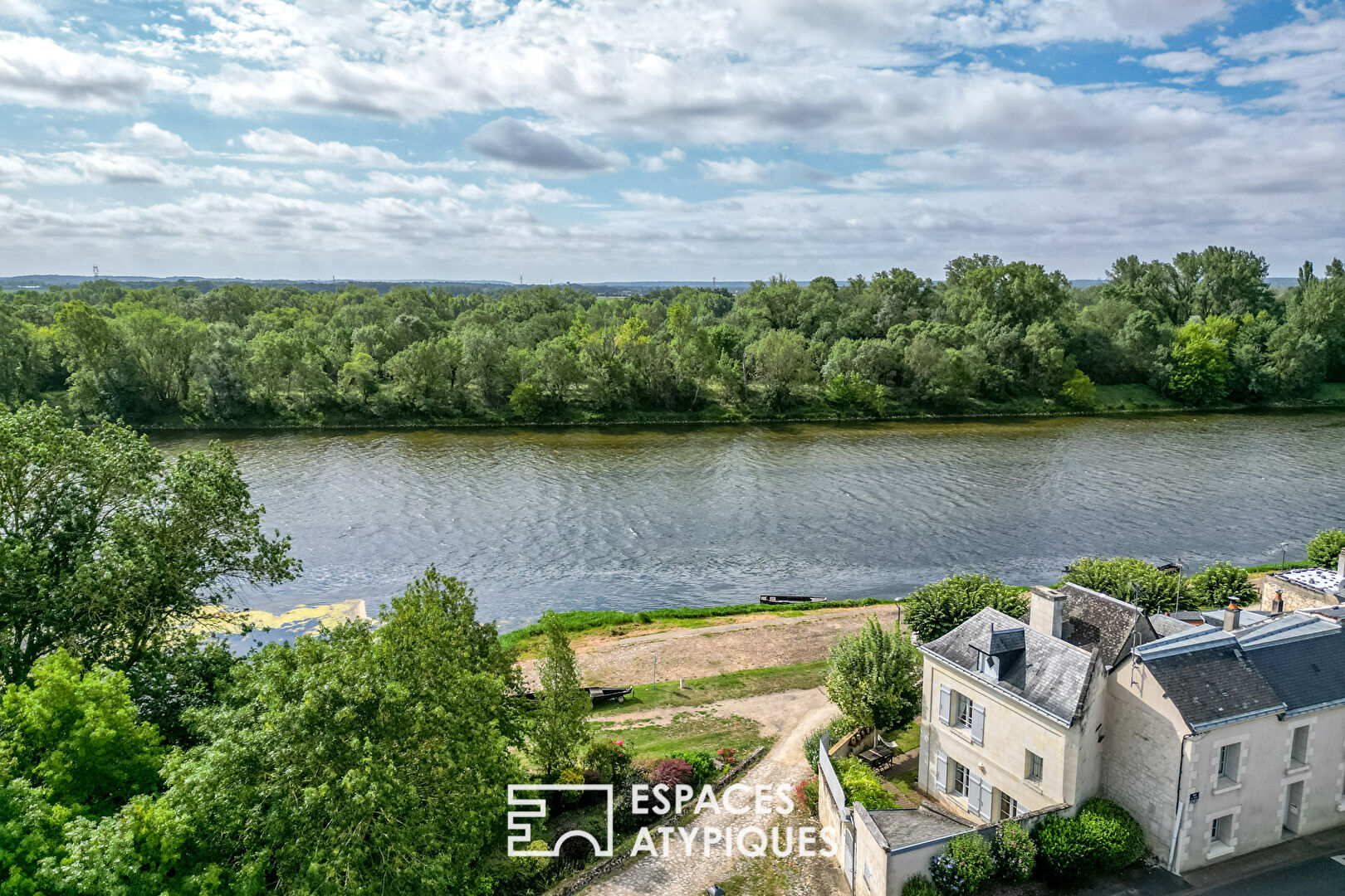 Charmante maison avec vue sur La Loire