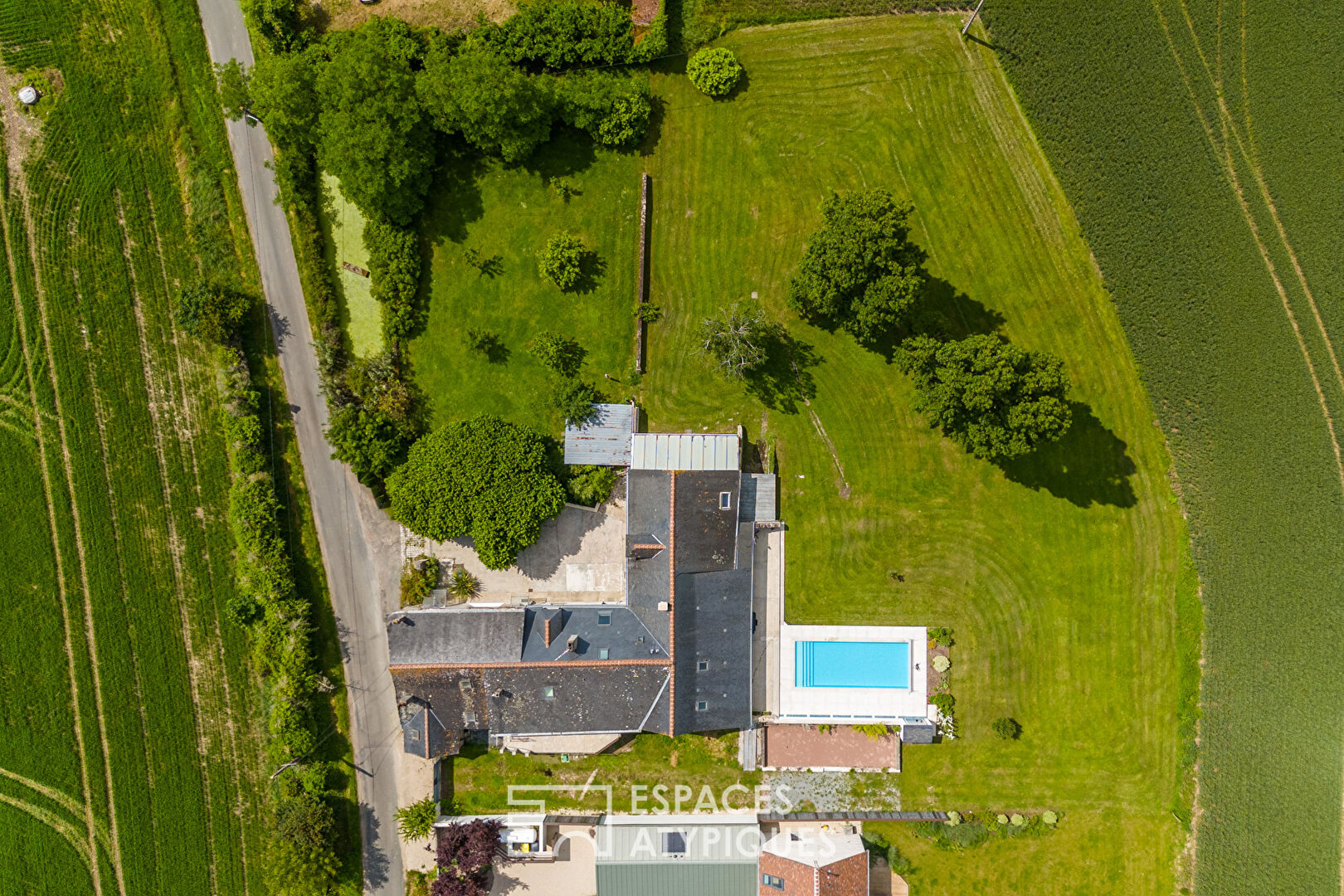 Old renovated farmhouse with swimming pool and outbuilding