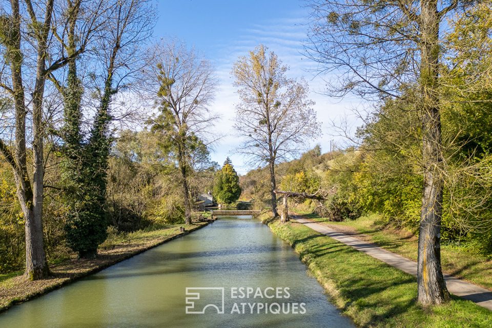 Charmant moulin et son parc verdoyant