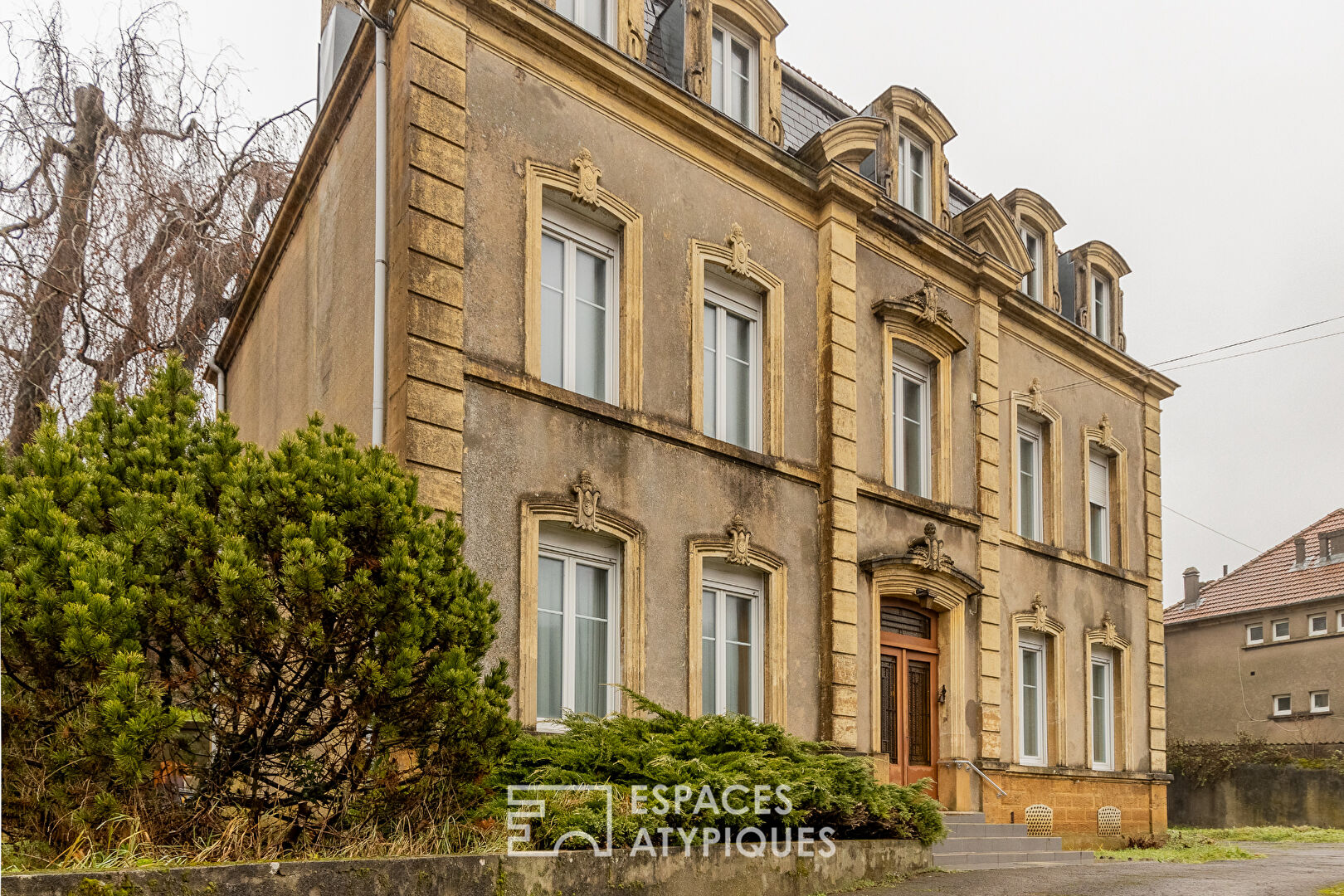 Maison de maître à réinventer à la frontière luxembourgeoise