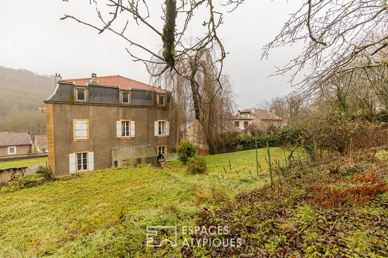 Maison de maître à réinventer à la frontière luxembourgeoise