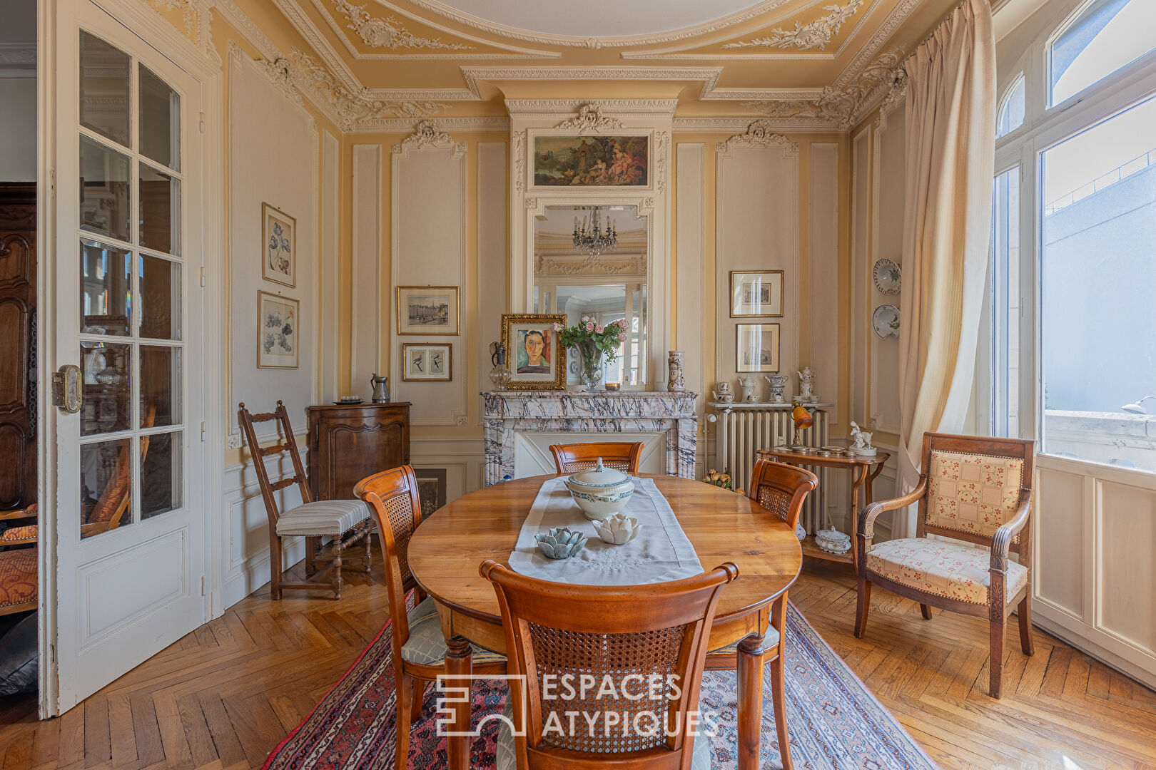 Appartement bourgeois dans un bâtiment Art Nouveau