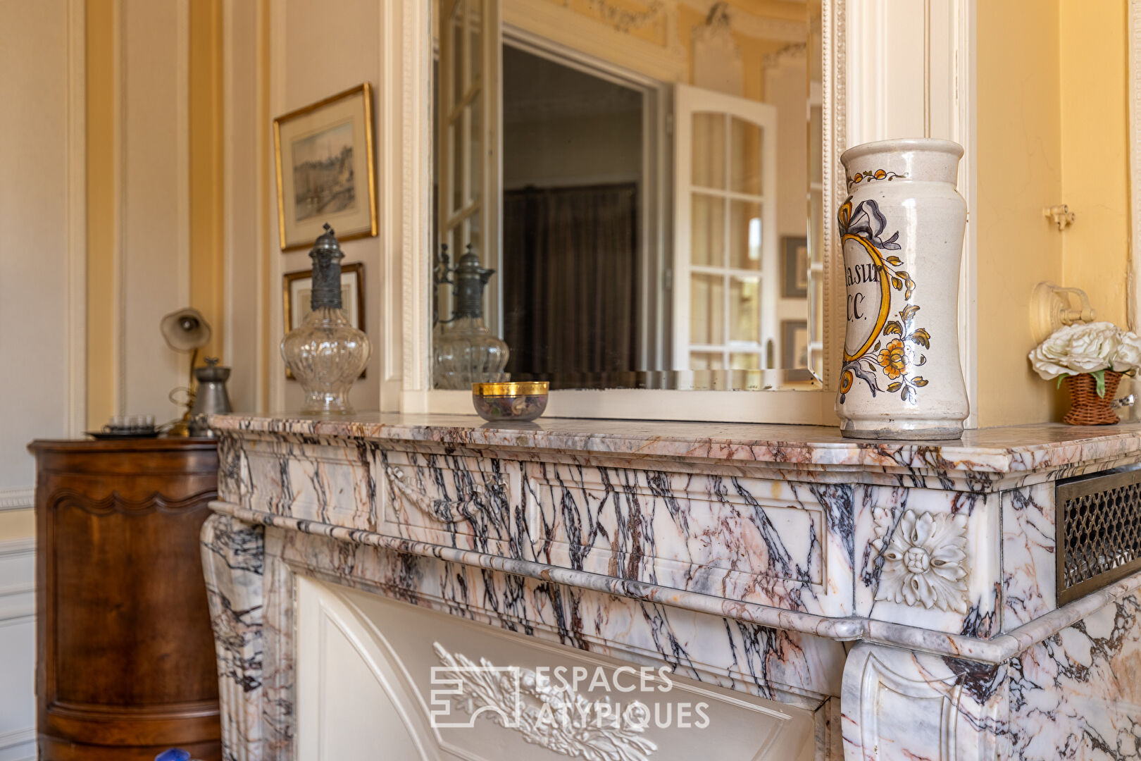 Appartement bourgeois dans un bâtiment Art Nouveau