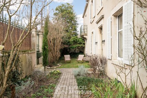 Maison de maître rénovée et son jardin