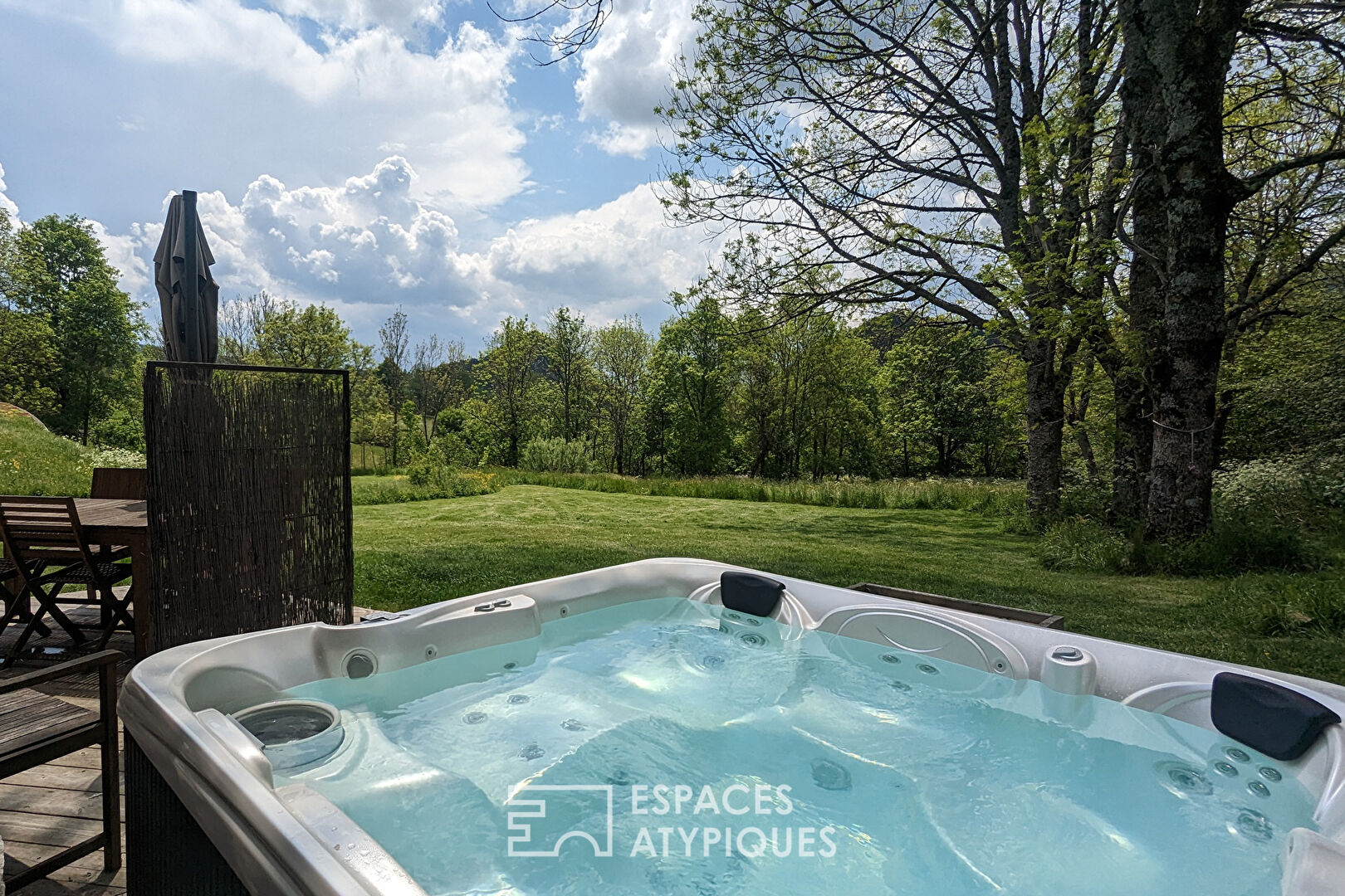 A triptych of ecolodges, for unusual accommodation in the Ardèche and Haute Loire.