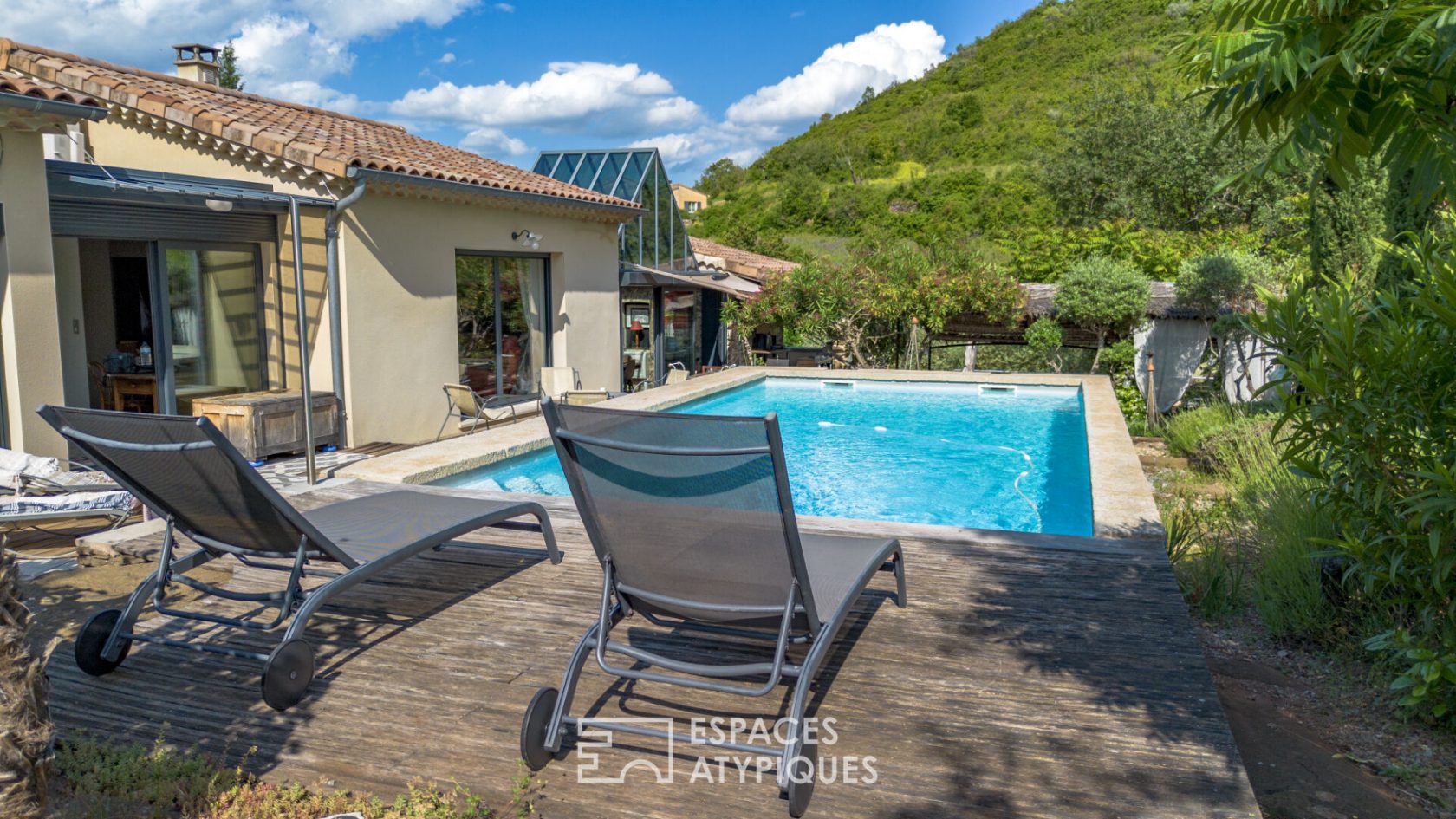 Beautiful, secret contemporary property at the crossroads of the Cévennes and southern Ardèche