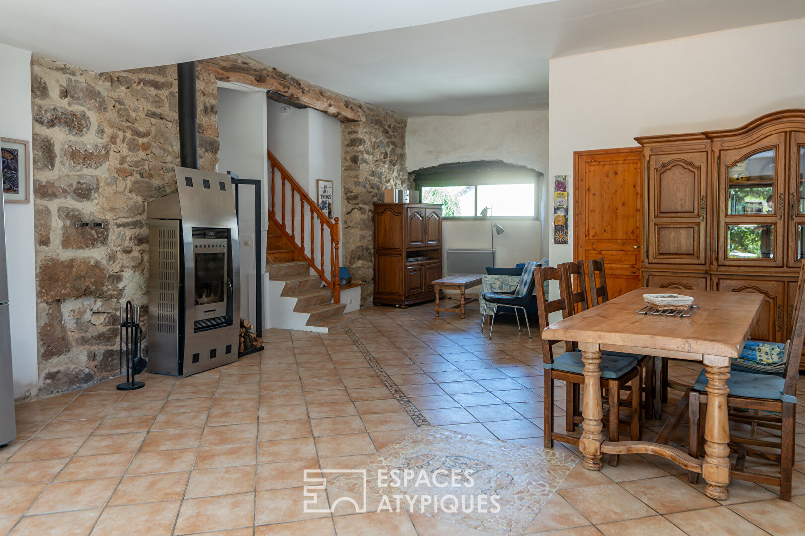 Property with 4 gîtes in the Ardèche near Valence