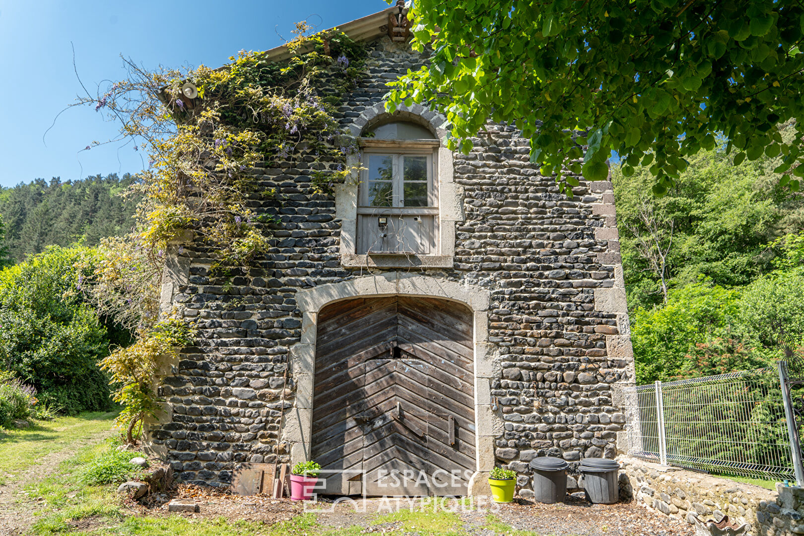 This property in the Haute Loire is waiting to inspire you.