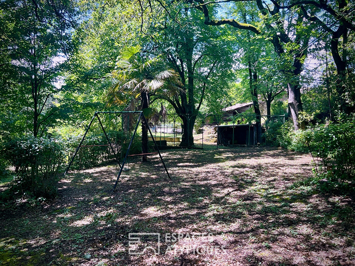 Former sheepfold in the hills, with swimming pool and outbuildings