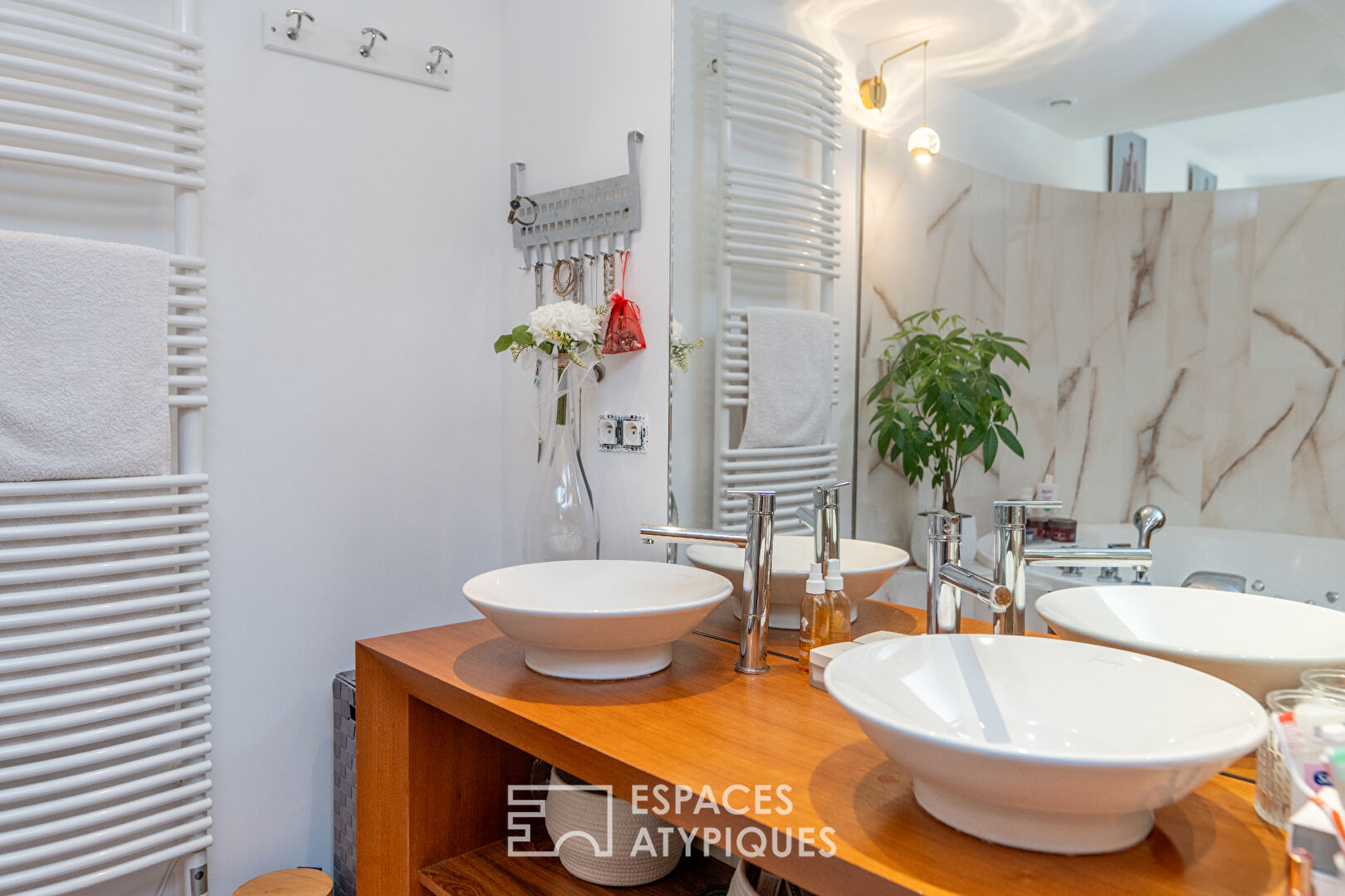 Magnificent triplex with terrace and garage in the centre of Valence