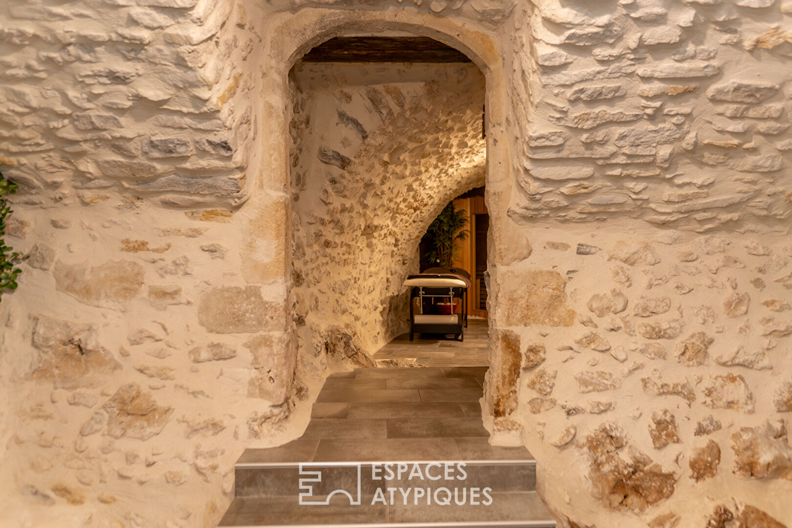 Splendide mas de charme  entièrement restauré en Ardèche Méridionale