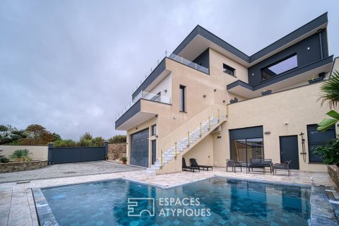 Villa contemporaine avec prestations haut de gamme