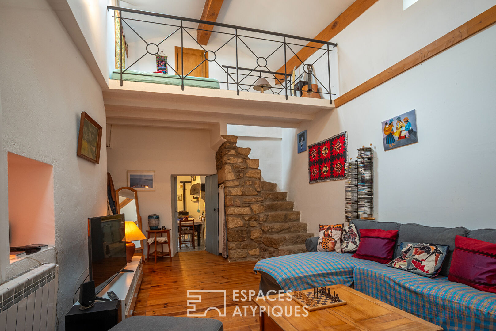 Charming house in the Cévennes ardéchoises region set in beautiful vaulted cellars