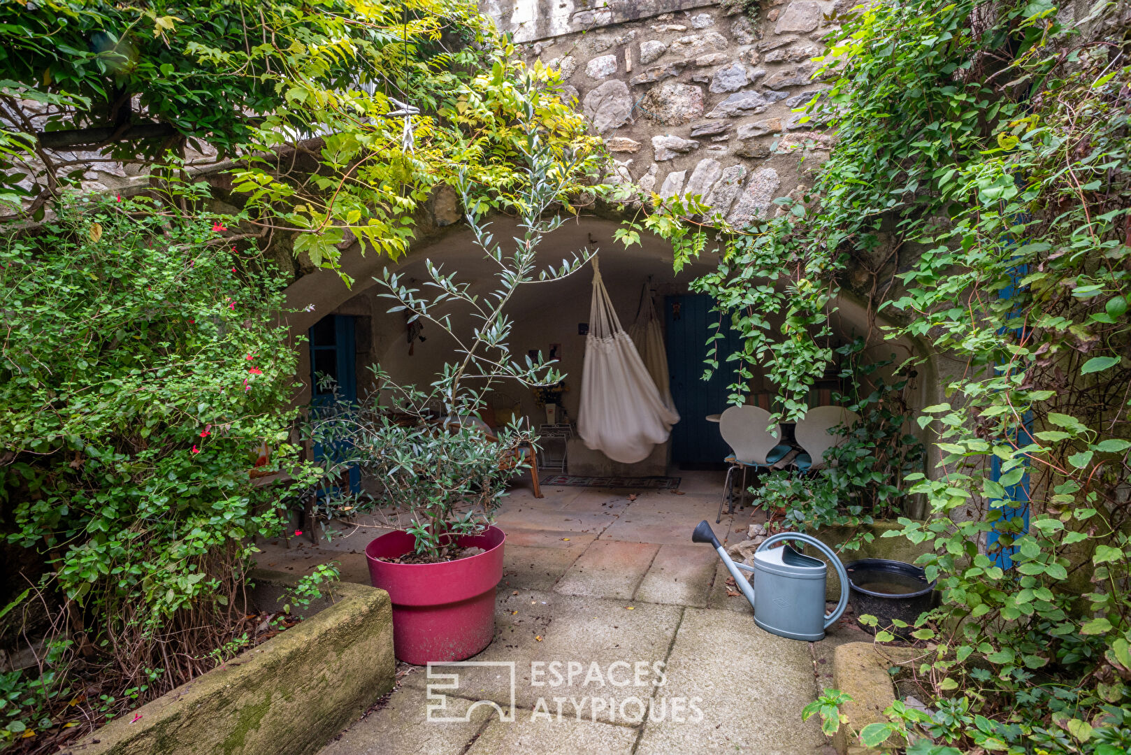 Charming house in the Cévennes ardéchoises region set in beautiful vaulted cellars