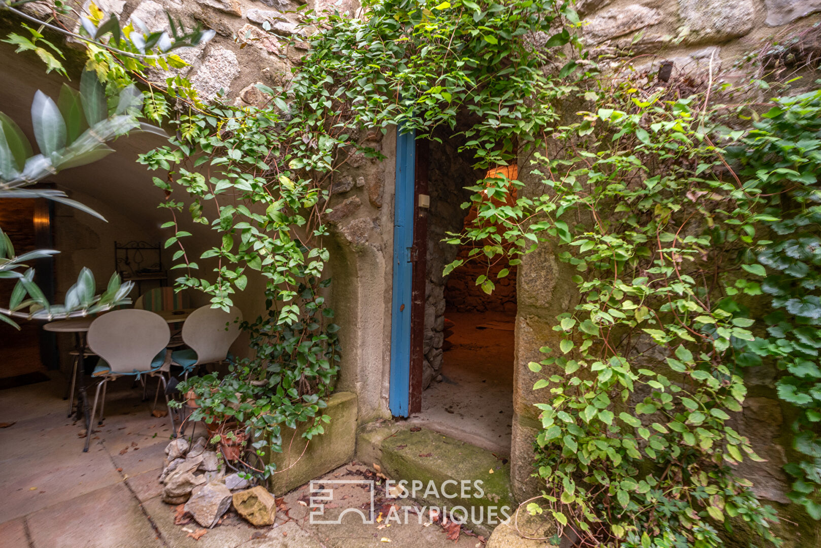 Charming house in the Cévennes ardéchoises region set in beautiful vaulted cellars