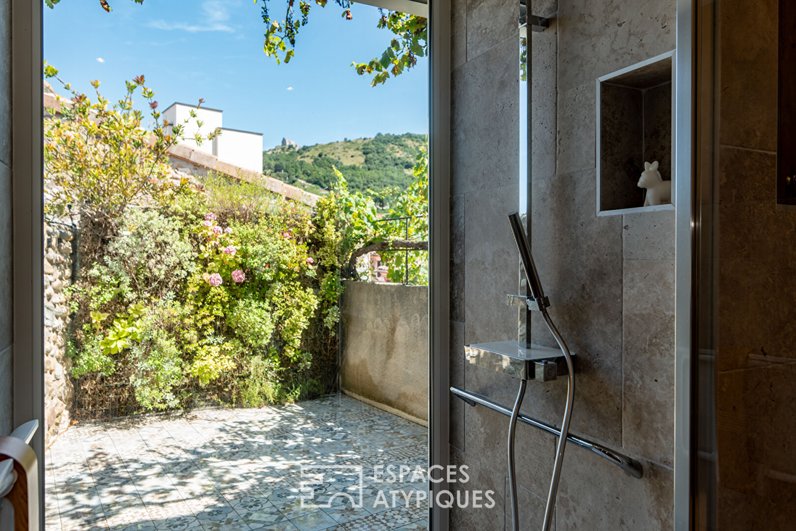 Maison de village rénovée avec terrasses à Saint-Péray