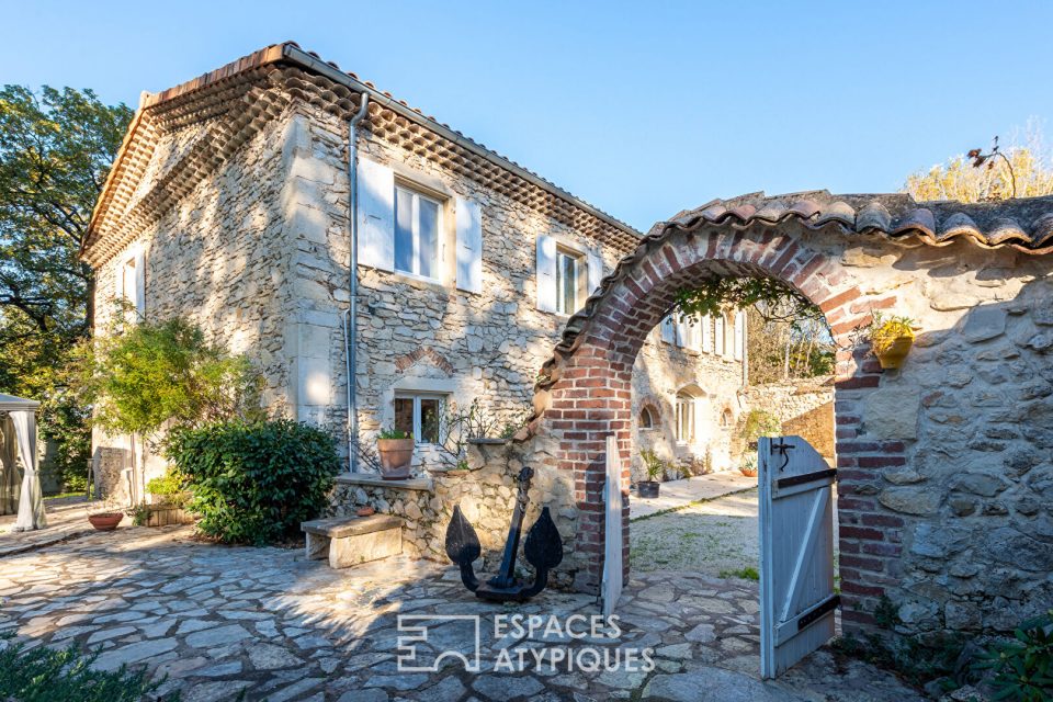 Belle Ferme de caractère en Drôme Provençale