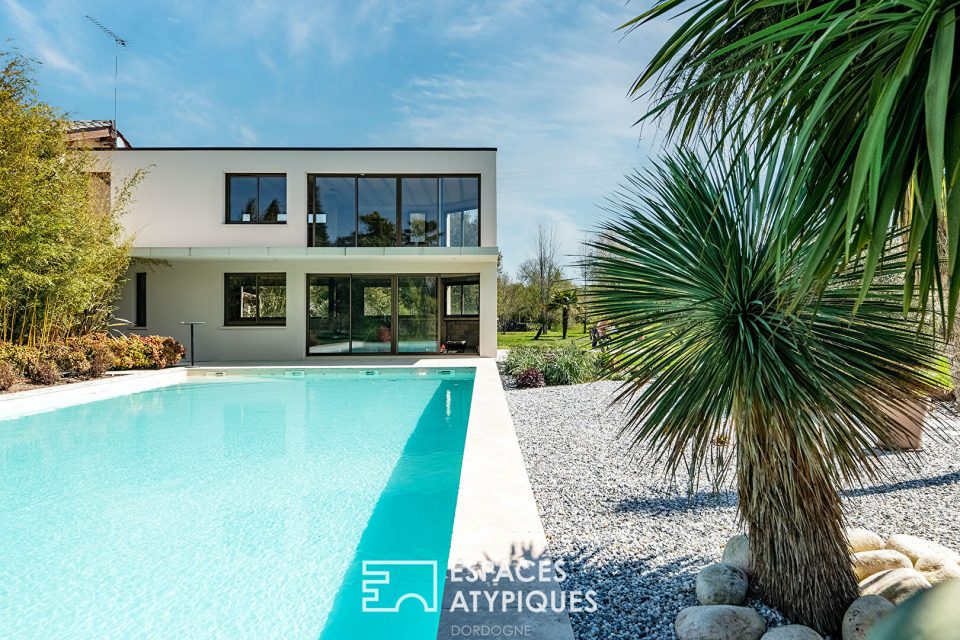 Villa avec piscine de style Néo contemporain, farniente et dolce vita...