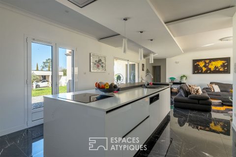 The contemporary Villa, its clean and graceful lines.