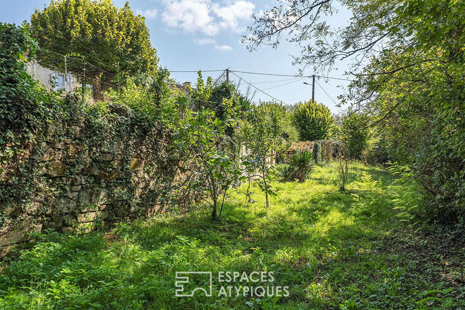 Stone town house in the heart of the Dordogne