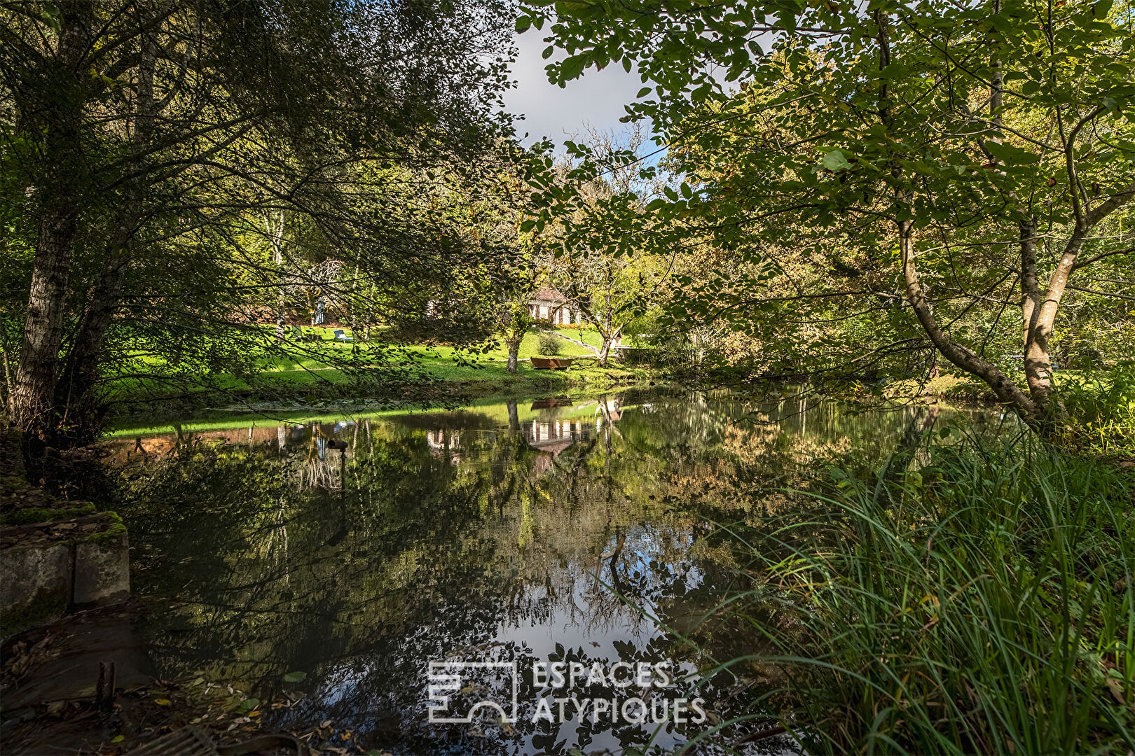 La Périgourdine Chanceladaise et son écrin de verdure, à deux pas de la ville