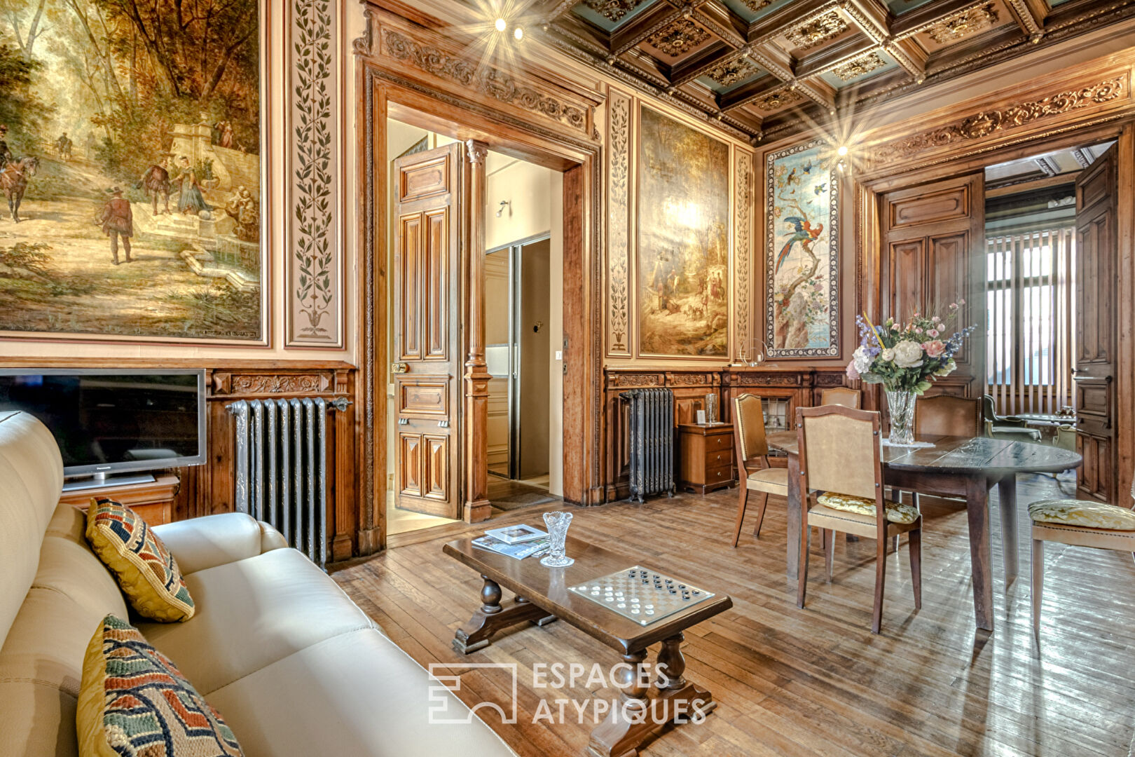 Museum apartment with unique decor in Limoges