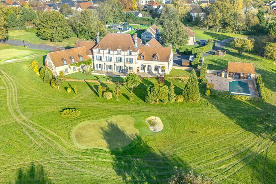 Le Manoir maître en son Domaine, un acteur de prestige dans une mise en scène bucolique