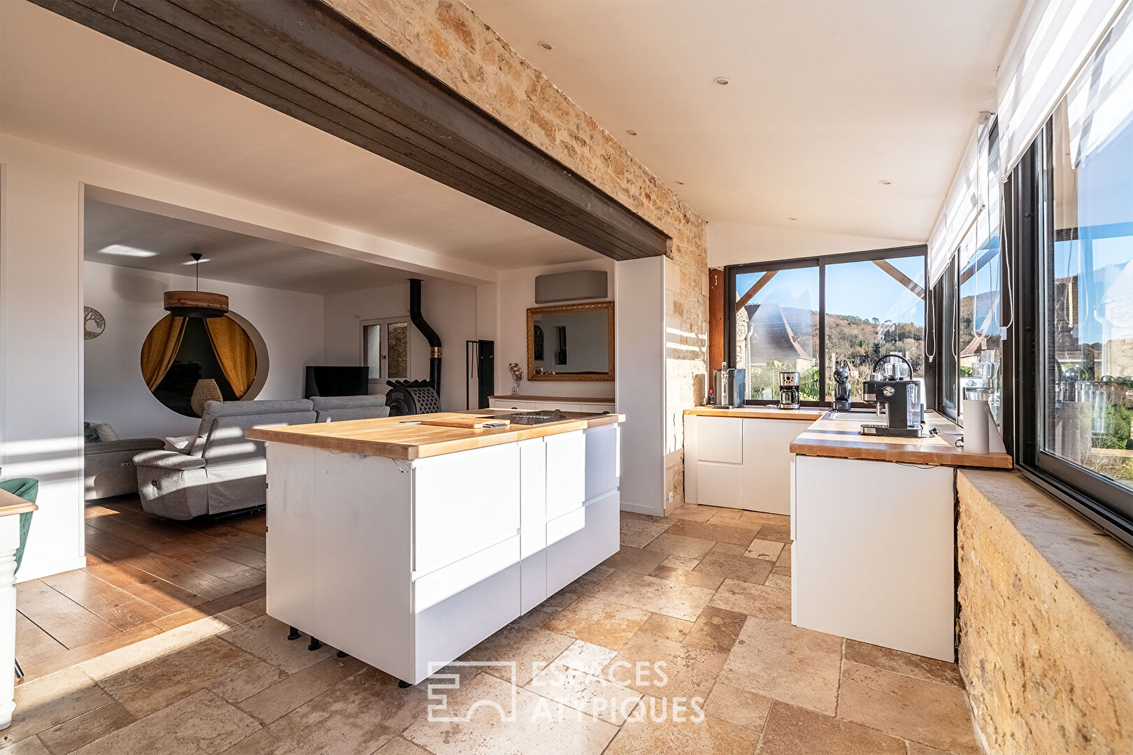 Maison du XIXe, ses deux appartements et sa vue à couper le souffle