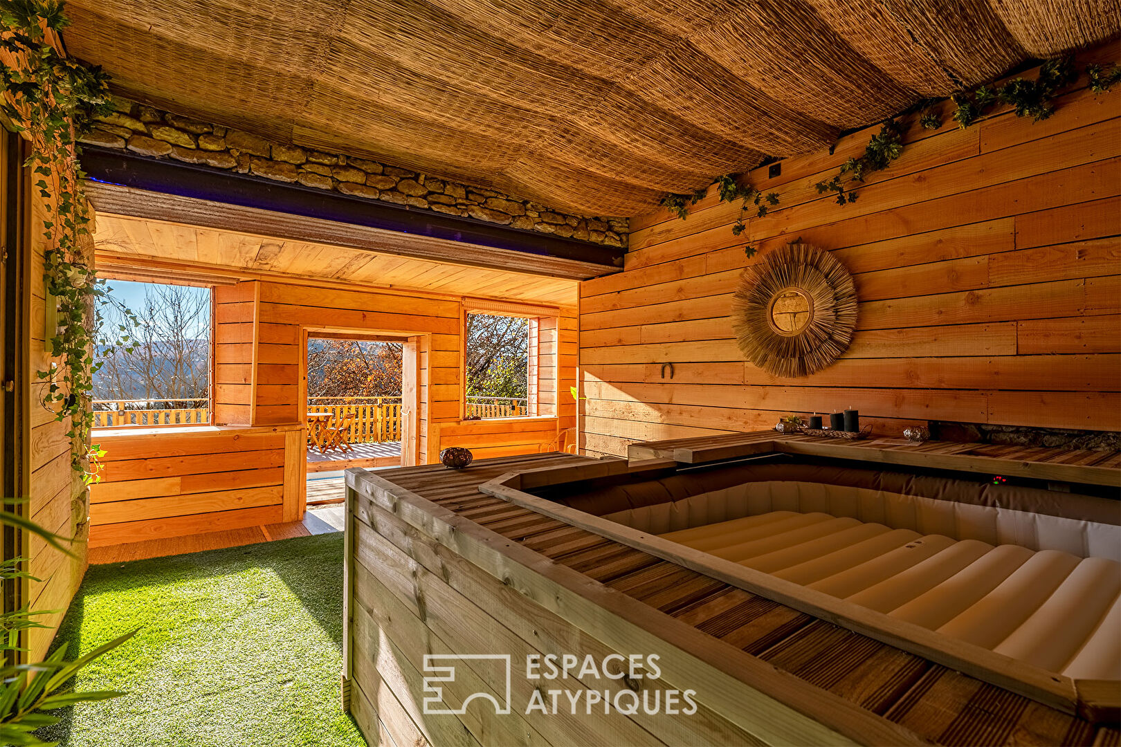 Maison du XIXe, ses deux appartements et sa vue à couper le souffle