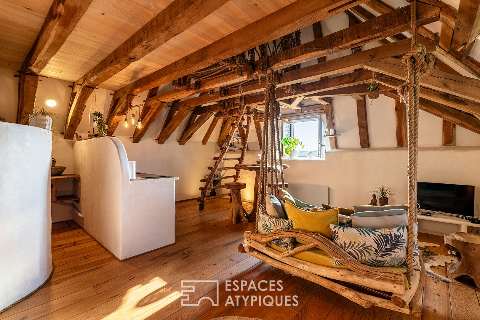 Maison du XIXe, ses deux appartements et sa vue à couper le souffle