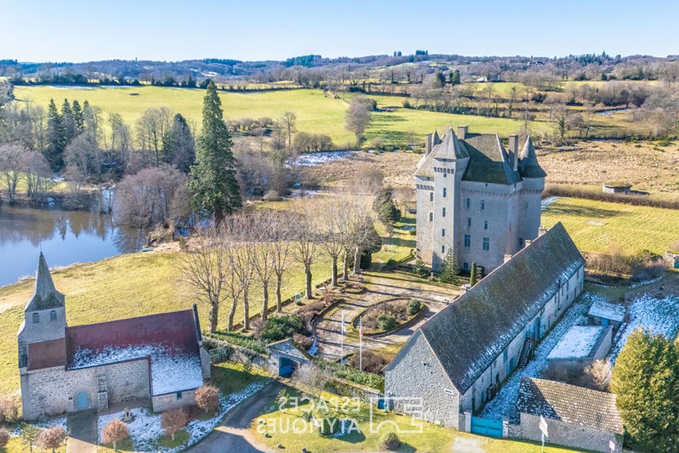 Château Fort datant du XIVe siècle aux portes d'Aubusson