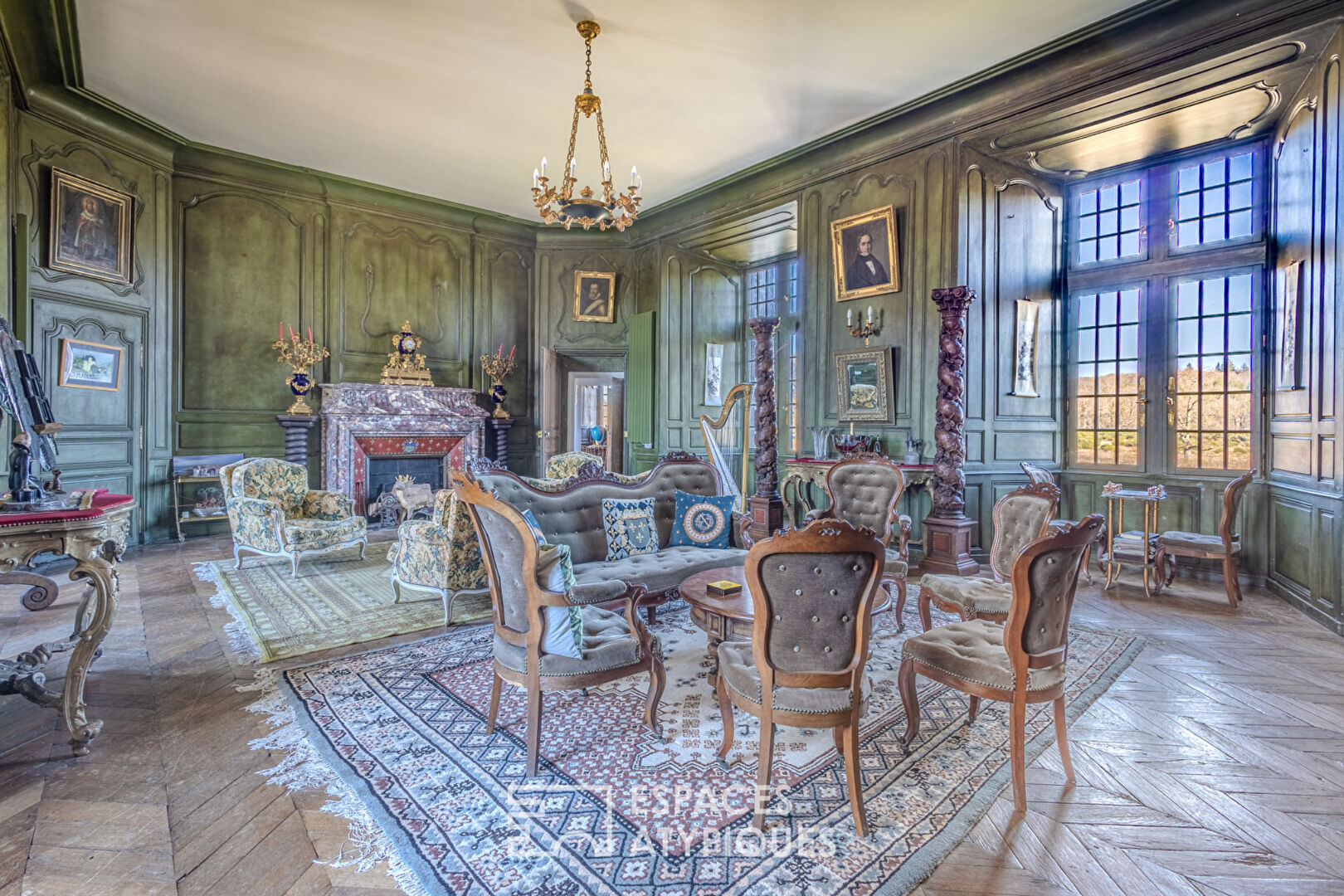 Château Fort datant du XIVe siècle aux portes d’Aubusson