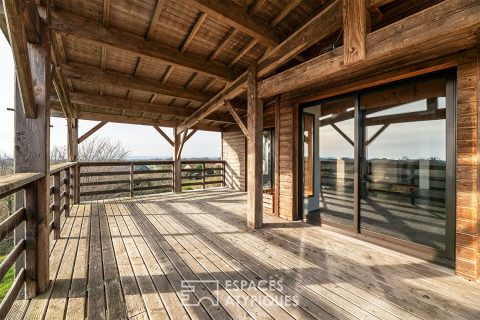 Maison en bois en coeur de nature et sa terrasse panoramique