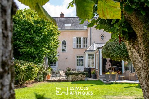 Maison bourgeoise avec jardin et piscine