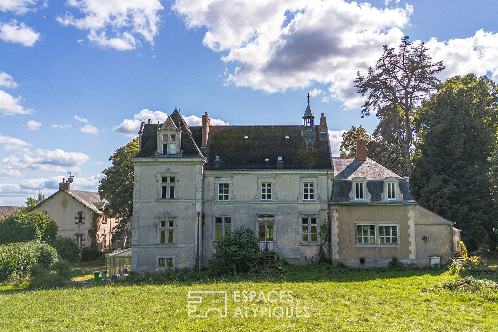 Petit château de caractère