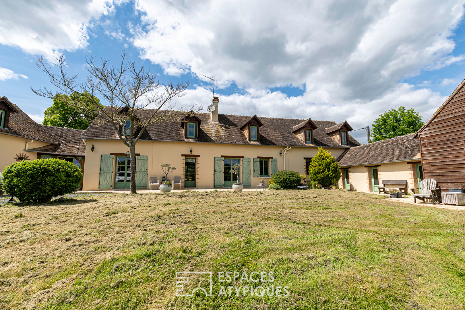 Propriété de campagne aux belles prestations