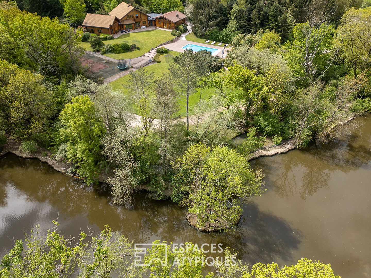 The incredible exceptional wooden property in its 2.8ha wooded park