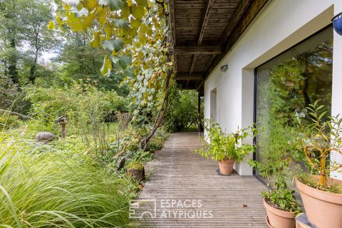 La maison passive dans son jardin aux 1000 saveurs