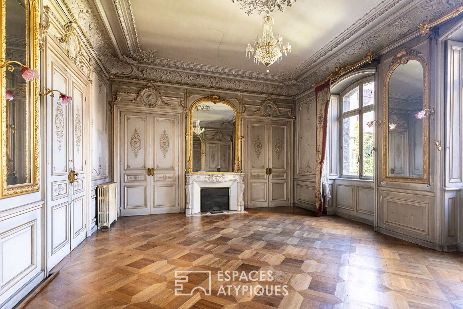 Appartement historique au coeur de Pontarlier