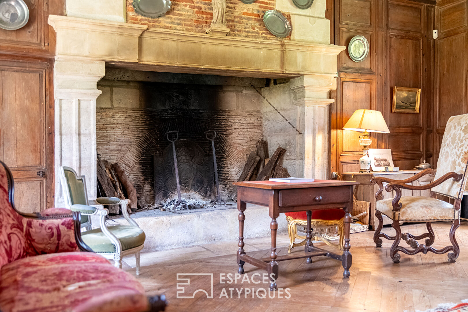 Ancien relais de chasse du 11e siècle