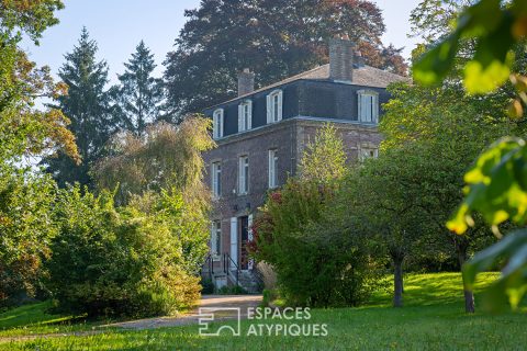 Belle demeure de maître avec tennis et poolhouse