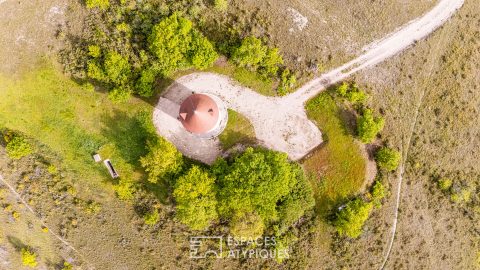 Windmill in the White Quercy