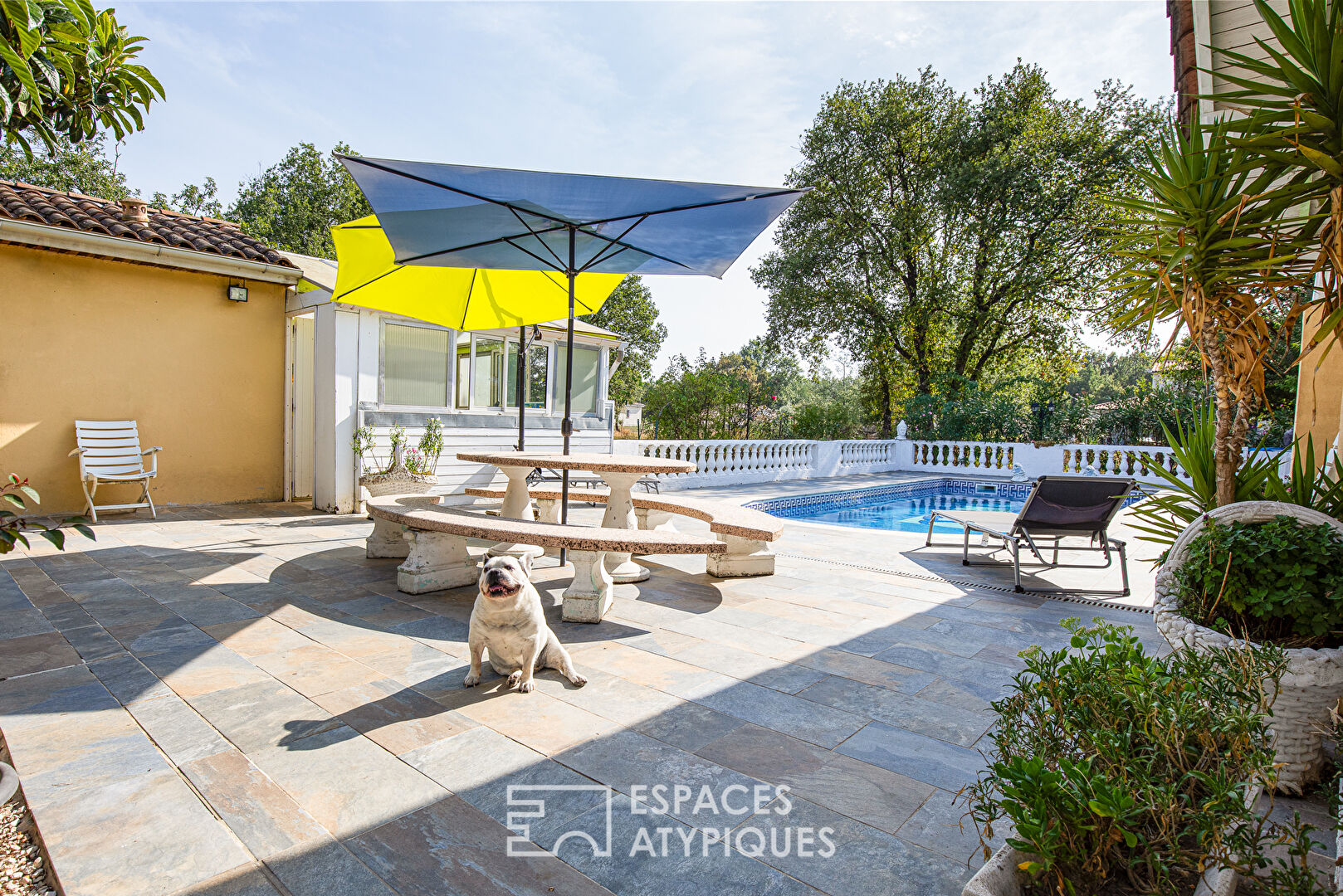 Un havre de calme avec 3 maisons autour d’une piscine à la frontière de la Haute-Garonne