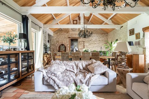 Maison de charme avec gîte dans le Quercy