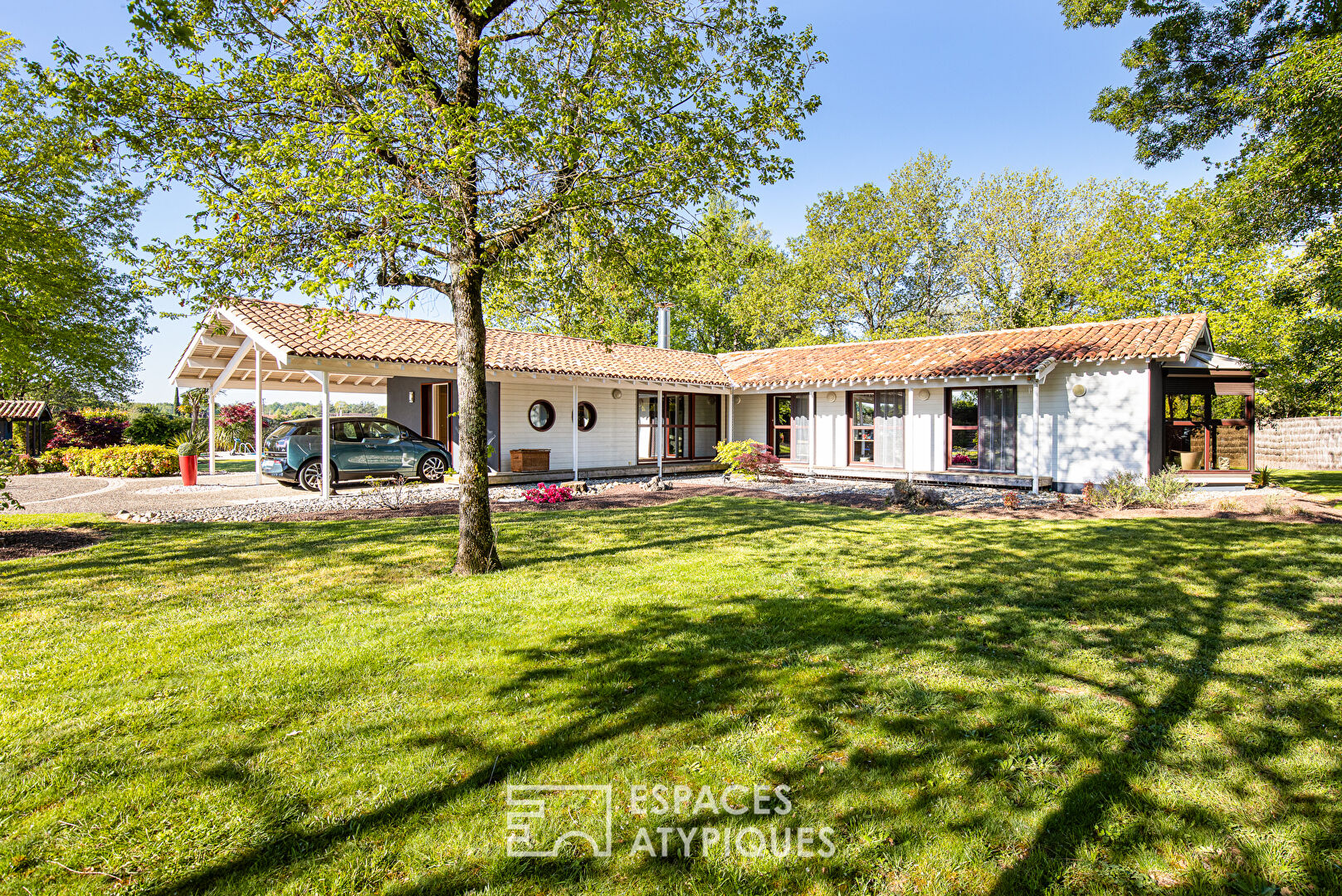 Maison d’architecte avec parc et piscine aux portes de Montauban