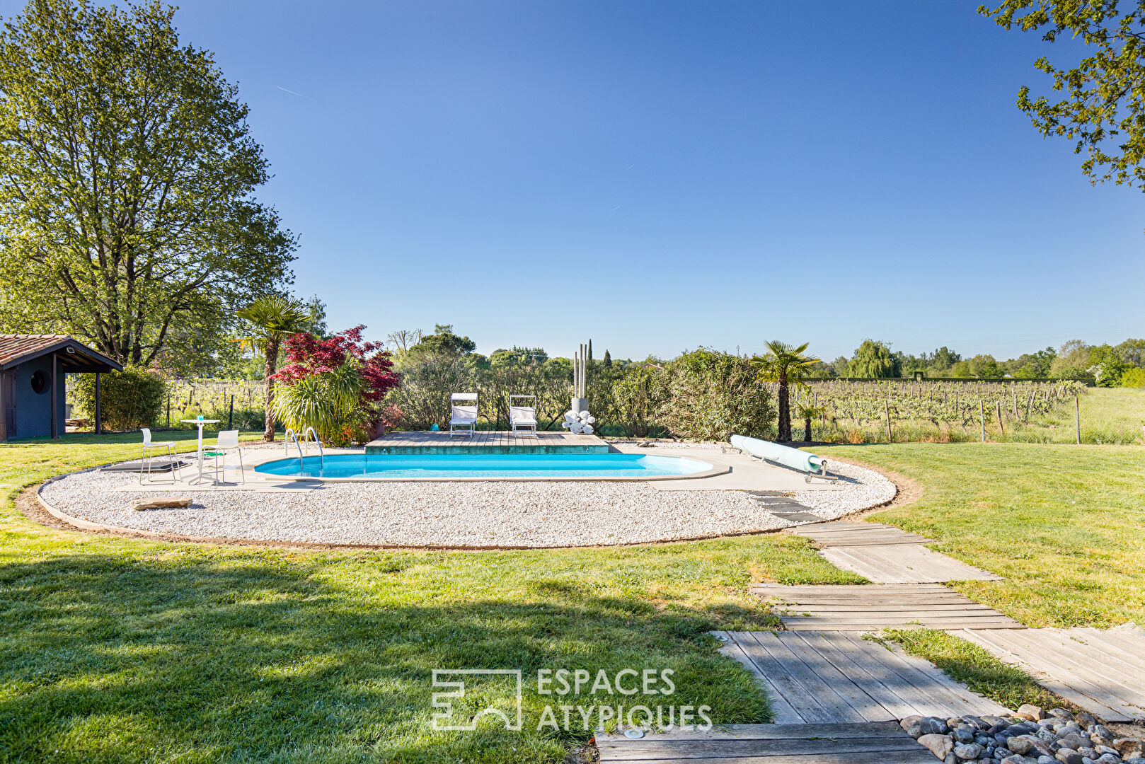 Maison d’architecte avec parc et piscine aux portes de Montauban